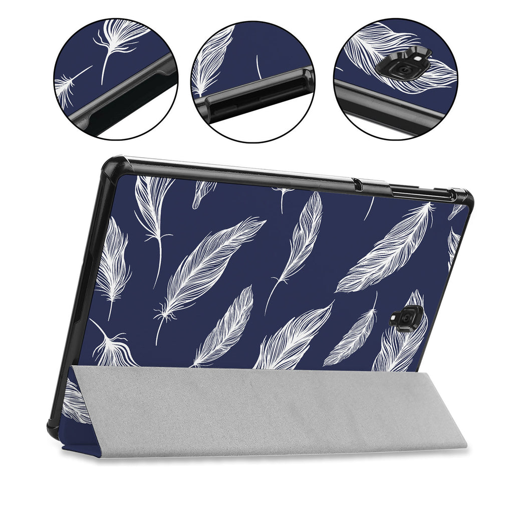 Full, comfortable access to all ports and function buttons