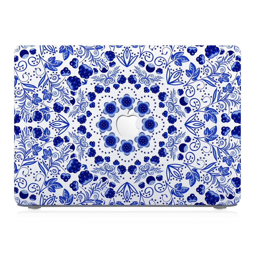 This lightweight, slim hardshell with 3 design is easy to install and fits closely to protect against scratches