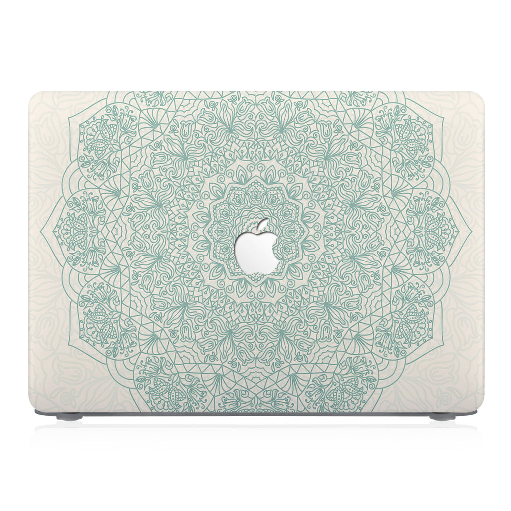 This lightweight, slim hardshell with 2 design is easy to install and fits closely to protect against scratches