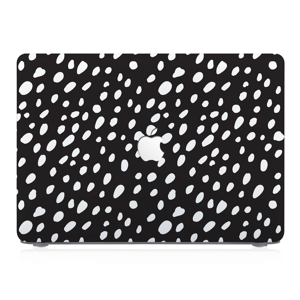 This lightweight, slim hardshell with 1 design is easy to install and fits closely to protect against scratches