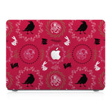 This lightweight, slim hardshell with Animal Skeleton design is easy to install and fits closely to protect against scratches